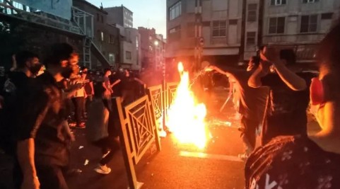 Avrupalı yetkililerden çarpıcı iddia! 'ABD, İran'a 24 saat içerisinde askeri müdahale başlatabilir'